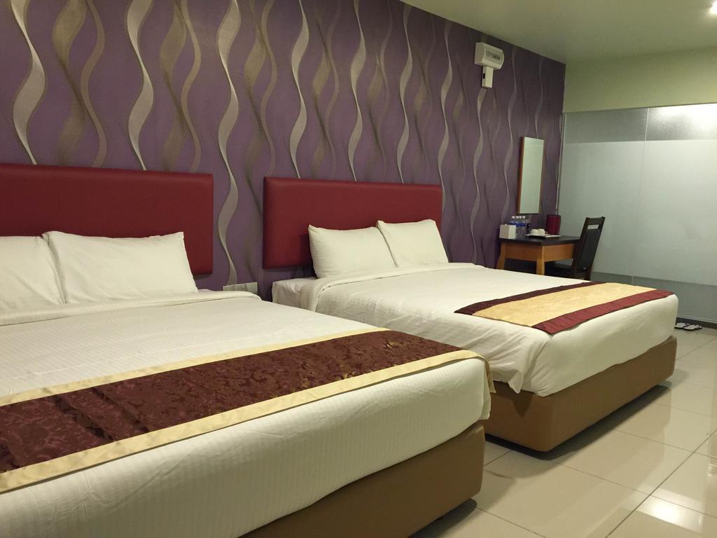 Prince33 Hotel Johor Bahru Room photo
